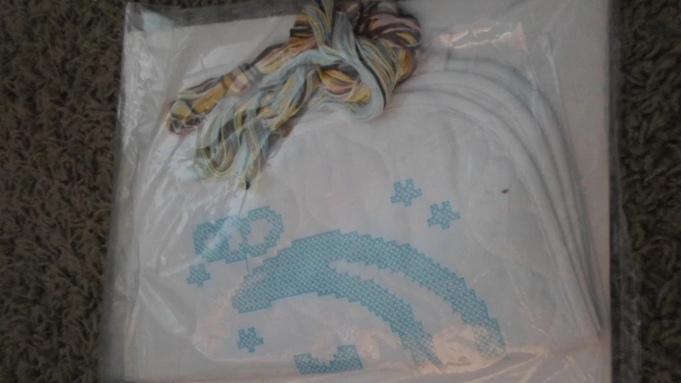 Детские нагрудники Janlynn со штампом крестиком No63-101-2002-США - Изображение 3 из 4