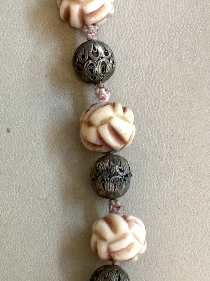 Antiguo collar chino tallado hueso bovino Shou cuentas y cuentas de filigrana 16 1/4" Foto 3 de 4