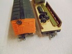 HO Scale Doggie Dinner Reefer & Santa Fe #932 Maintenance Work Caboose with Load — photo 6