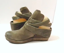 Antelope Taupe Leather Platform Wedge Round Toe Clogs Strappy Shoes Size 40 (9)