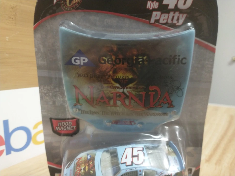 Winners Circle 1/64 NASCAR diecast #44 Narnia Brawny Kyle Petty w/hood 2006 NIP - Image 4 of 4