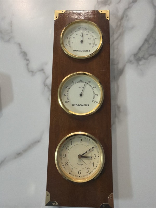 Prestige Hygrometer Thermometer Clock Combo