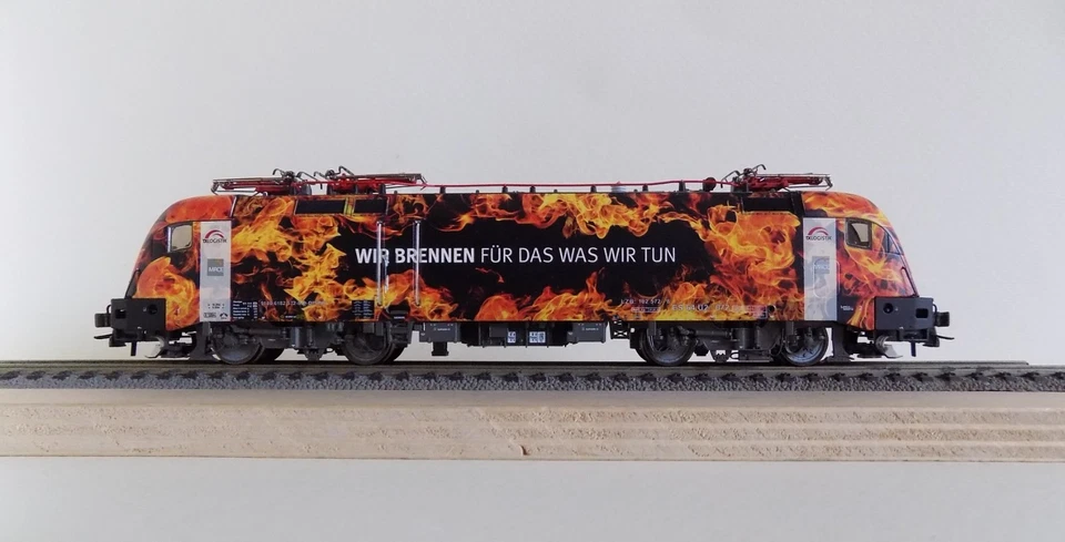 ROCO HO 73228 LOCOMOTIVA TAURUS TXLOGISTIK 182 572-8 EPOCA VI° NEW OVP !!! - Immagine 4 di 4