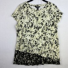 Simply Vera Wang Black /Cream Short Sleeve Ruffled Bottom Tunic Top Size Medium