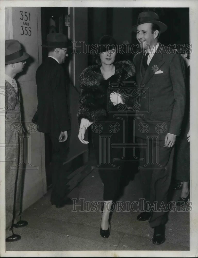 Photo de presse 1934 Mme Gloria Vanderbilt procès devant la Cour suprême de New York