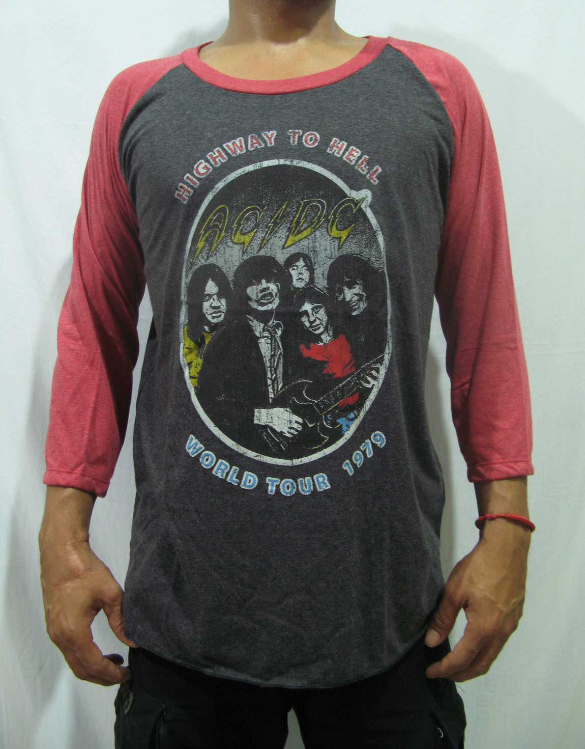 AC/DC World Tour 1979 Highway to Hell Raglan Mens T-Shirt Gray Red ...