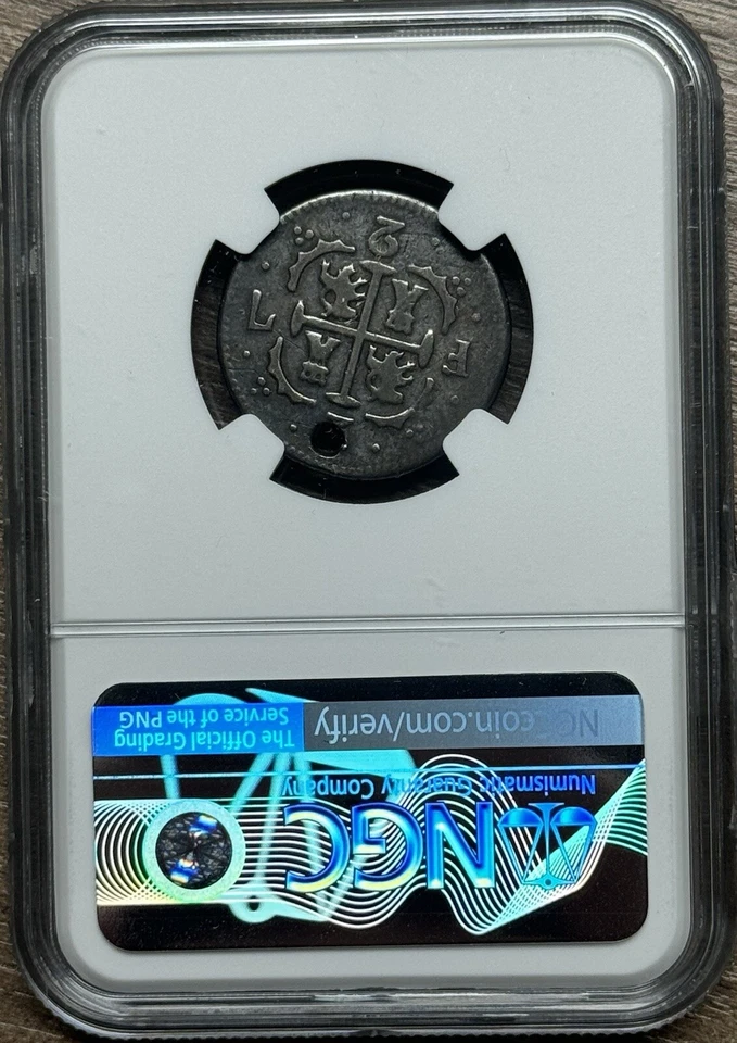 VENEZUELA Colonia Española Caracas Plata 2 Reales 1818-BS NGC VF Detalles Agujeros Foto 4 de 4
