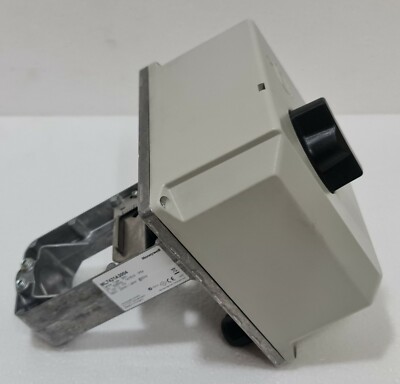 HONEYWELL ML7421A3004 ELECTRIC LINEAR VALVE ACTUATOR CENTRA-TYPE ML7421A