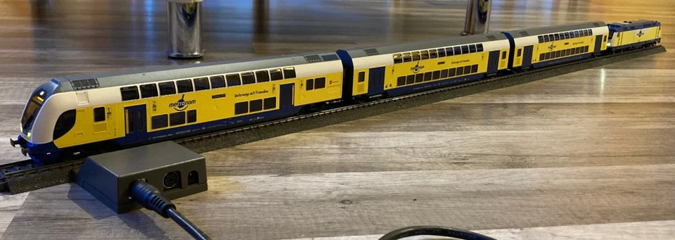 Märklin/Piko H0 Metronom Kompletter Zug AC Licht und Sound Beschreibung lesen! - Bild 4 von 4