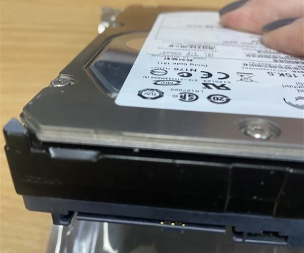 SEAGATE ST3146855SS 146GB 3.5" SAS Drive - 9Z2066-051 0RY491 RY491 - Image 4 of 4