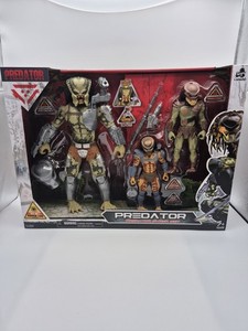 Figura De Acción Hiya Toys Predators Tracker Predator A Escala 1:18