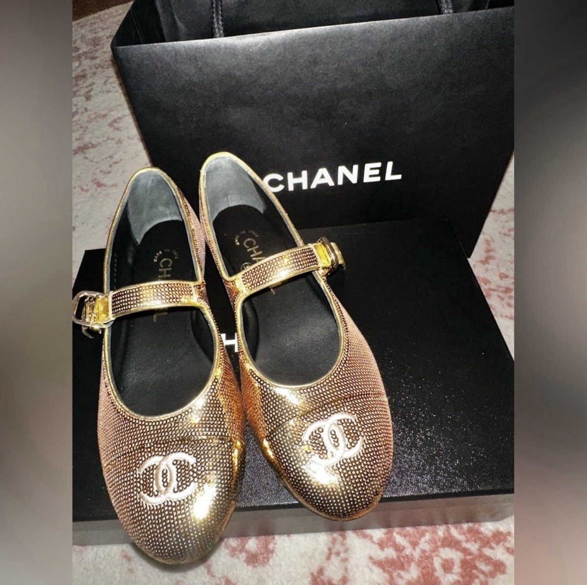 シャネルシューズ　36.5 Chanel Sparkle Gold Mary Jane Flats 36.5 RARE!! 25S BNIB | eBay