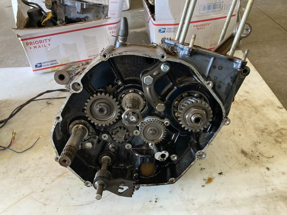 Motor de extremo inferior Suzuki SP370 DR SP 370 1978 78 Foto 4 de 4