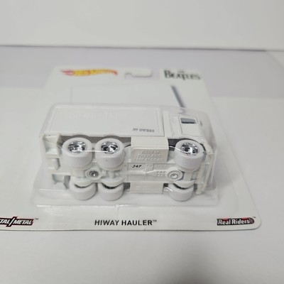 Hot Wheels Pop Culture Beatles WHITE ALBUM Hiway Hauler Real