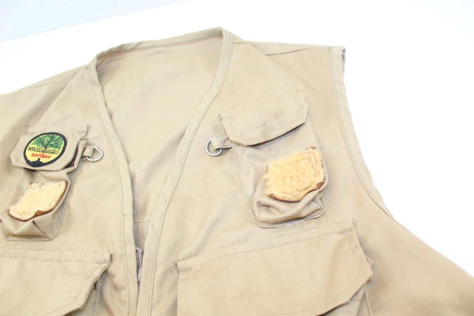 Chaleco de Pesca Coleccionable Color Caqui Talla Mediana/Grande de Woods Goods Vintage Foto 3 de 4