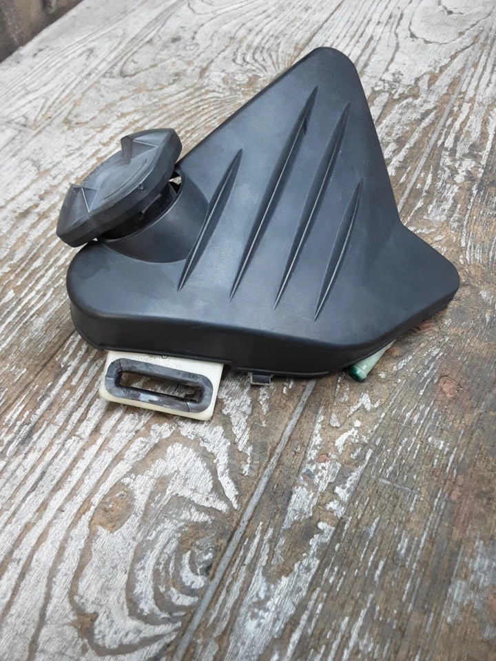 BMW K 1200R 2006 06 motor refrigerante radiador desbordamiento depósito botella tanque Foto 4 de 4