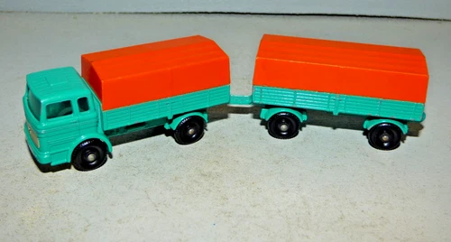Matchbox Lesney 1 Mercedes Truck & 2 Mercedes Trailer green & orange