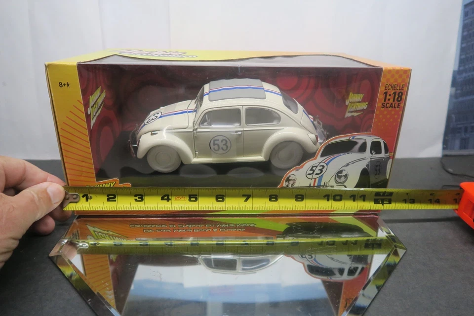 JOHNNY LIGHTNING 1/18 CHASE WHITE LIGHTNING HERBIE FULLY LOADED VW LOVE BUG ! - Image 4 of 4