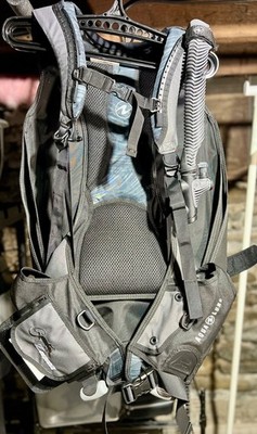 Aqua Lung ZUMA BCD size Medium Large
