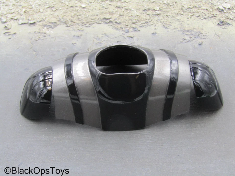 1/6 Scale Toy Star Wars - Darth Vader - Black Chest Armor w/Shoulder Pads - Image 4 of 4