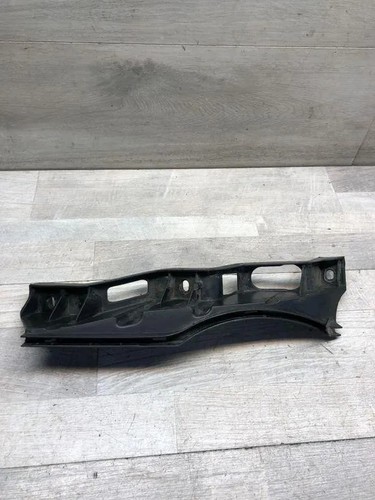 VW PASSAT Variant B6 3C5 Stoßstangenhalter vorne rechts 3C0807890 2.00 34983502