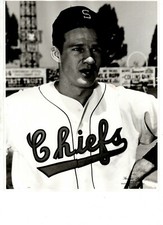 SPORTING NEWS PHOTO SYRACUSE CHIEFS - MIAMI MARLINS MANAGER FOREST 'WOODY' SMITH