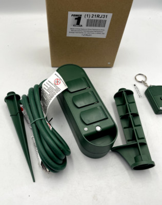 Power First 21RJ31 14AWG AC Remote Control 3 Outlet Power Stake 120V