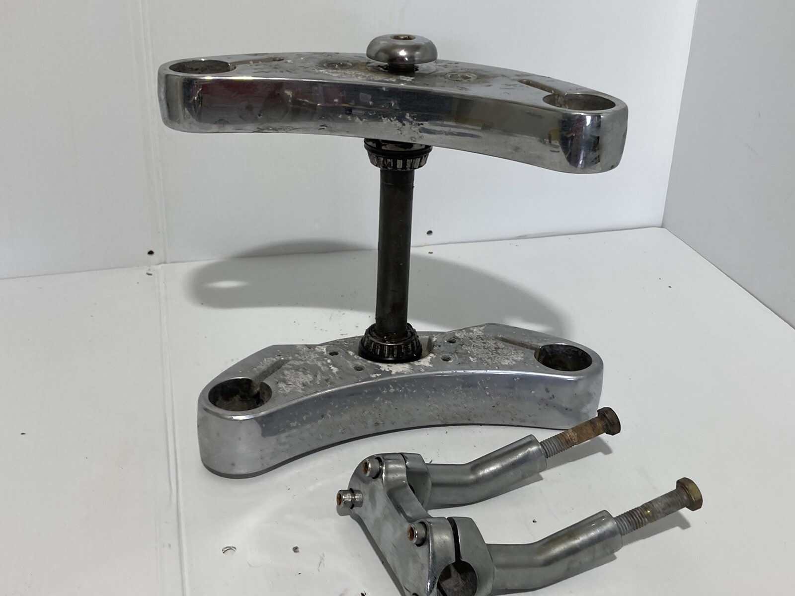 1999 Victory V92C Triple Tree Set W Handlebar Risers (Flakey Chrome ...