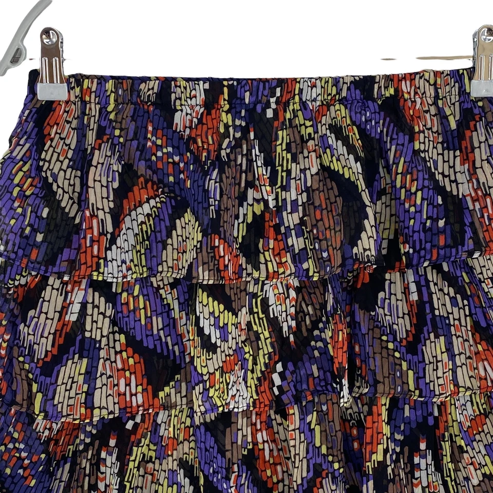 Falda acampanada SUPERTRASH geométrica negra calce regular talla EU 36 UK 8 US 6 Foto 2 de 4