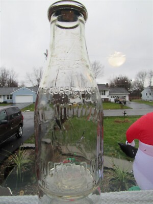 TREQ Milk Bottle Ball Mountain Milk Dairy Springfield MA HAMPDEN CO 1925 SC Co