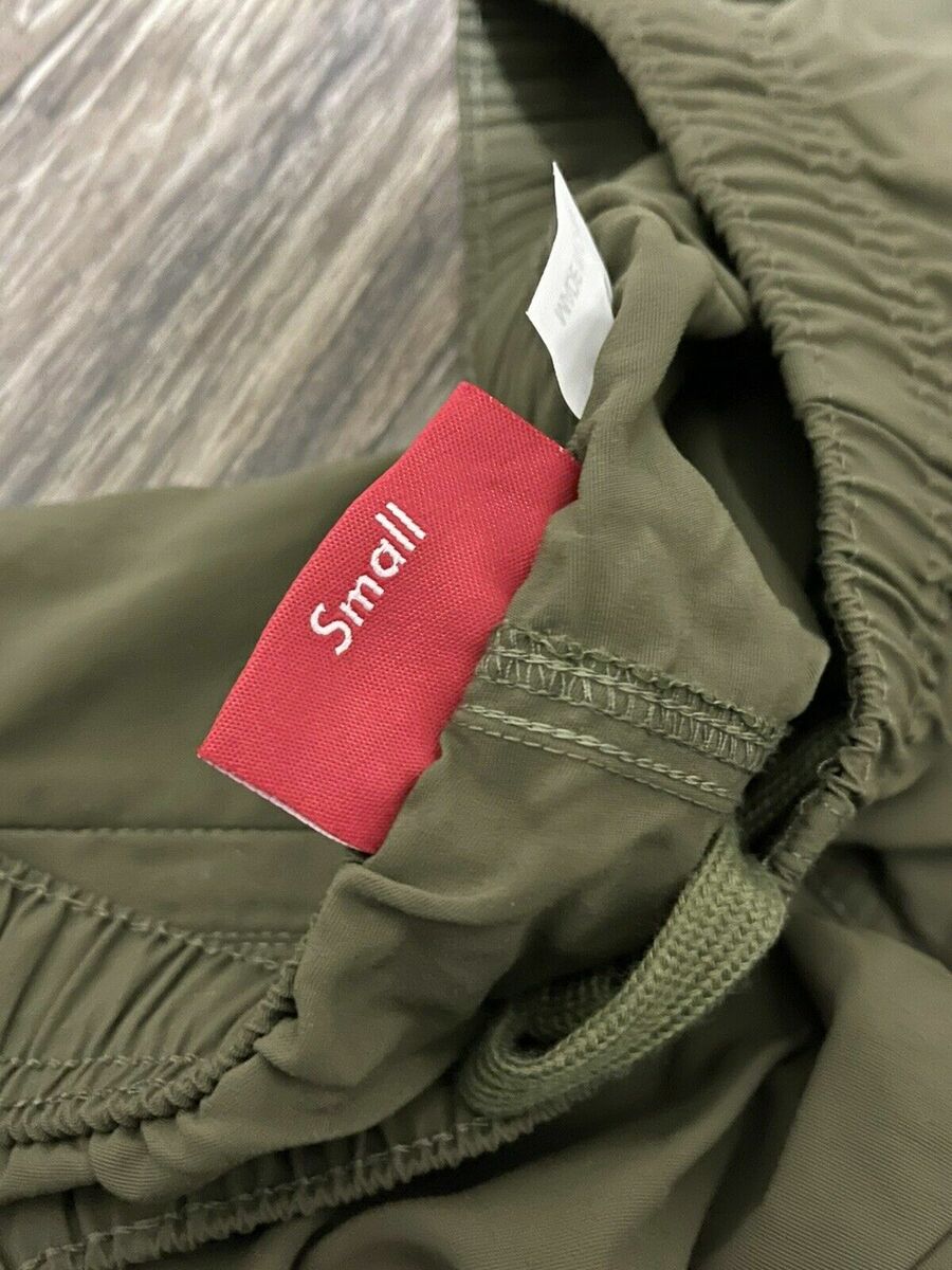 SLIM FIT! Supreme Warm Up Pant Size Small Olive FW21 Supreme SLIM FIT! Supreme Warm Up Pant Size Small Olive FW21 Supreme