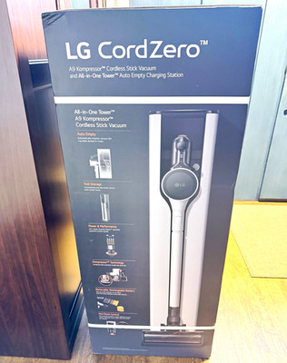 LG CordZero A9 Kompressor Cordless Stick Vacuum Auto Empty Charging Station
