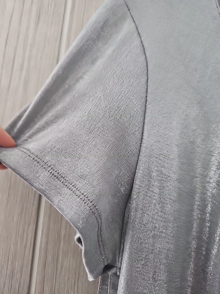 Ladies M&S Per Una Silver Scoop Neck Pleat Detail Tshirt Size 16 - Image 3 of 4