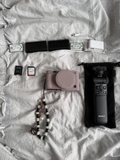 Sony RX100 VII Camera Bundle