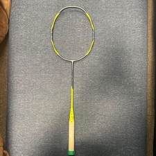 YONEX badminton racket ARCSABER 7 Pro, damaged