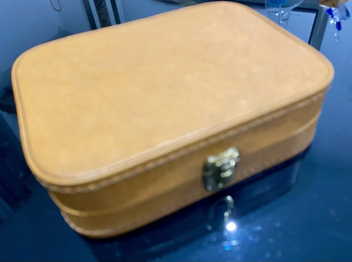 Ancienne Valise Trousse De Toilette Pur Sangliers