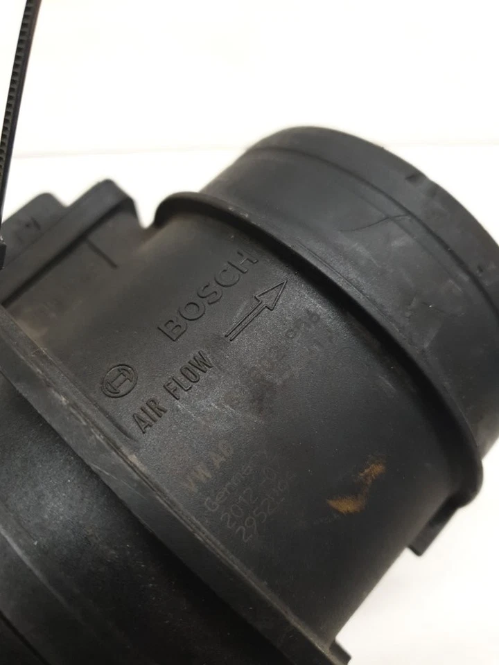 Volkswagen Sharan 2010-2015 Air Flow Mass Meter Sensor 03L906461A - Image 4 of 4