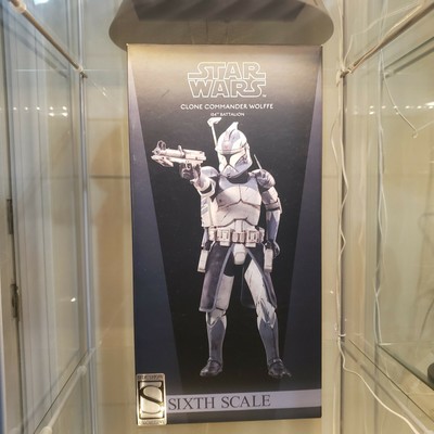 sideshow commander wolffe