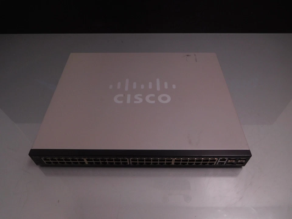 Cisco SG500-52P SG500-52P-K9 52-Port Gigabit PoE Stackable Managed Switch - Image 3 of 4
