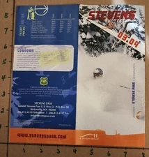 2003/04 STEVENS PASS SKI AREA 8P BROCHURE WASHINGTON.  MINT