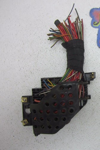 99-03 SAAB 9-3 93 CAJA DE FUSIBLES RELÉ PANEL INTERRUPTOR 2.0L TURBO MOTOR MOTOR FUSIBLES - Imagen 5 de 7