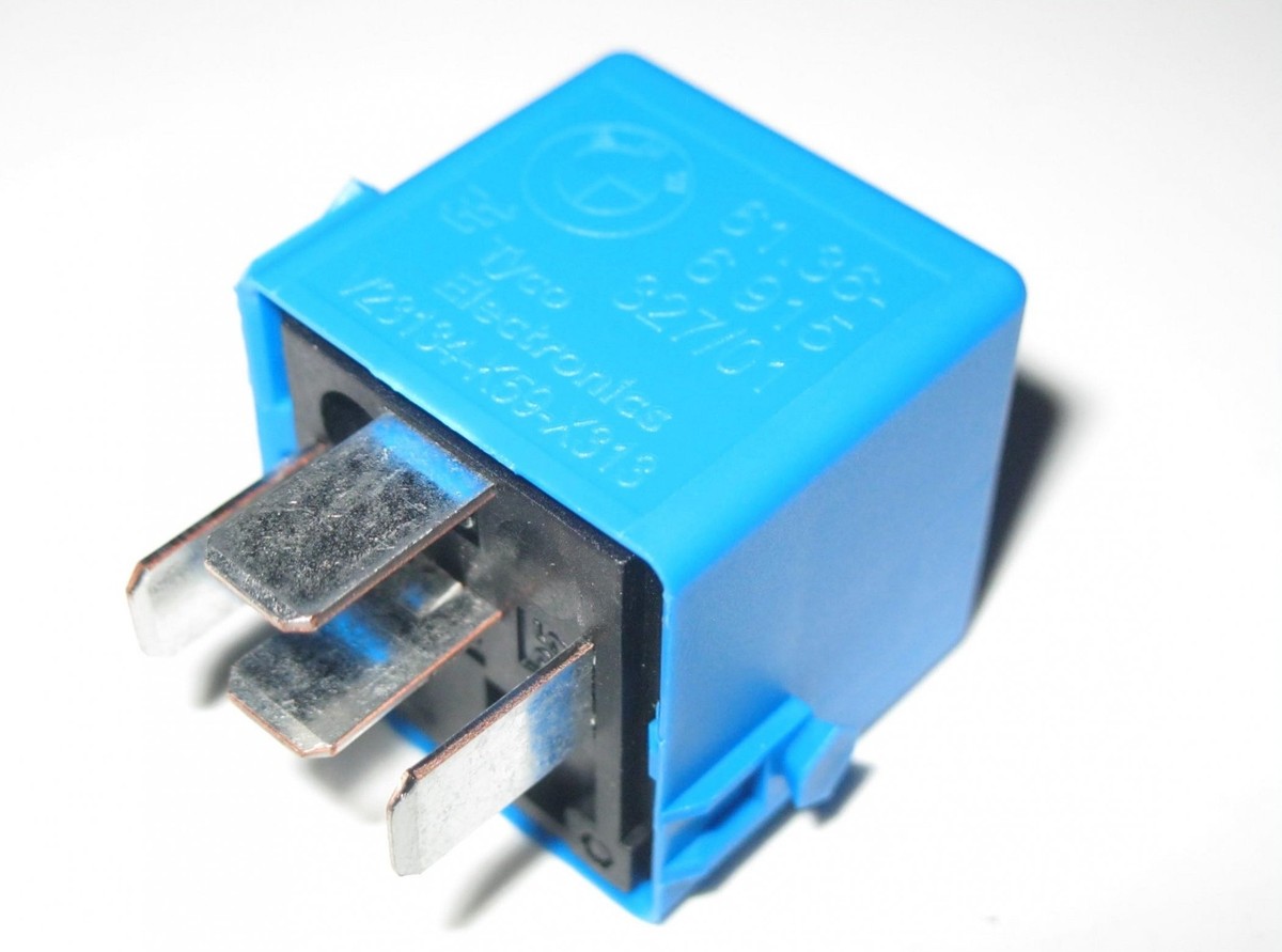 BMW Sky Blue 12 Volt Relay SIEMENS-Tyco V23134-K59-X313