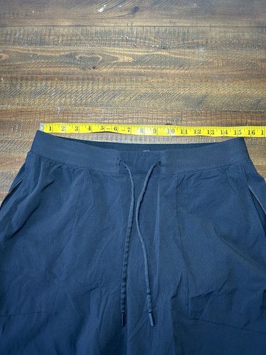lululemon Men’s Shorts Lot Bundle Size Large Inner Lining 7’ - Bild 9 von 12