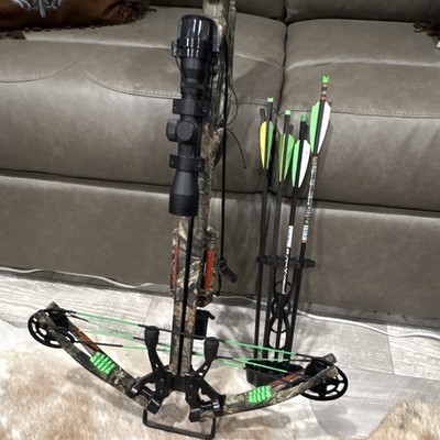 PSE FANG 350 never been hunting with just target shot. In excellent condition. ￼