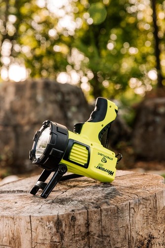 Streamlight 44910 Waypoint 400 Rechargeable 1400-Lumen Long Range Box, Yellow - Picture 7 of 8
