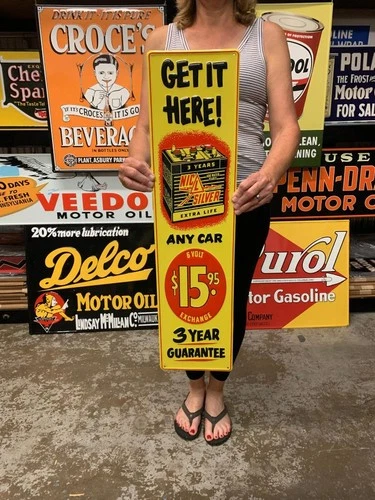 Antique Vintage Old Style Sign Batteries Sale Made USA