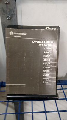 International Operator's Manual 1000 Series - 5000 & 7000 - 9000 Series NAVISTAR