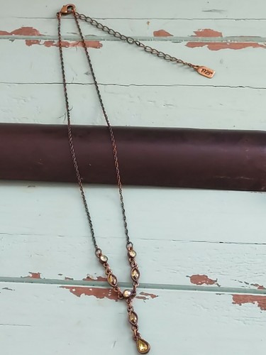 1929 Lime Green Dangly Thin Necklace 