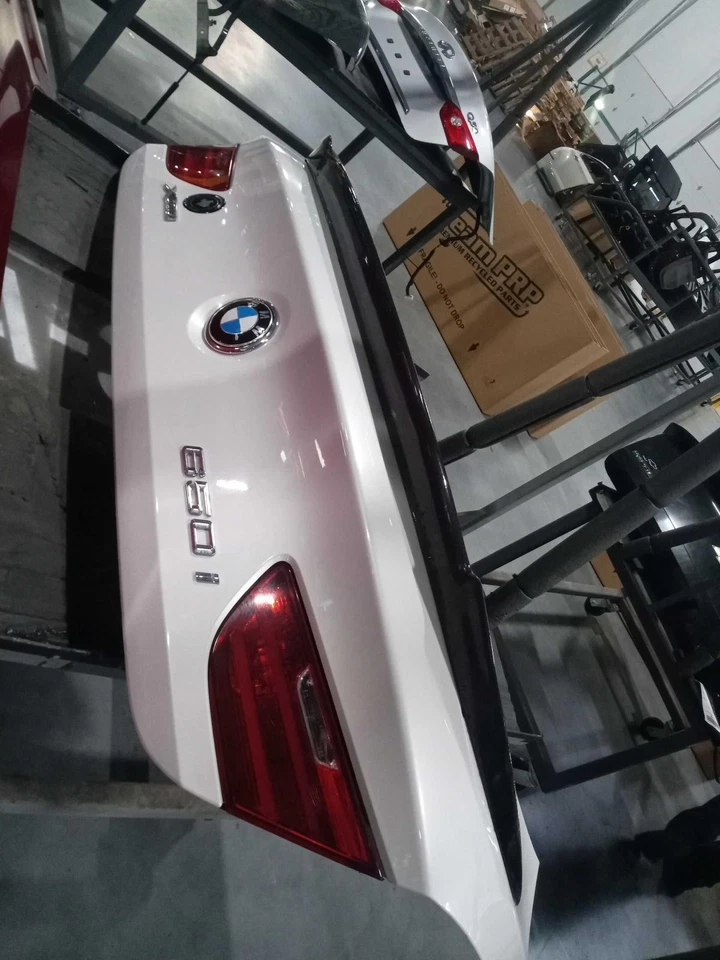 2013 BMW 650i Deck Lid Trunk Lid White OEM 518796 95K Miles - Image 2 of 3