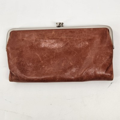 #ad Hobo Lauren Clutch Wallet Kiss Lock Brown Distressed Leather Classic Luxe
